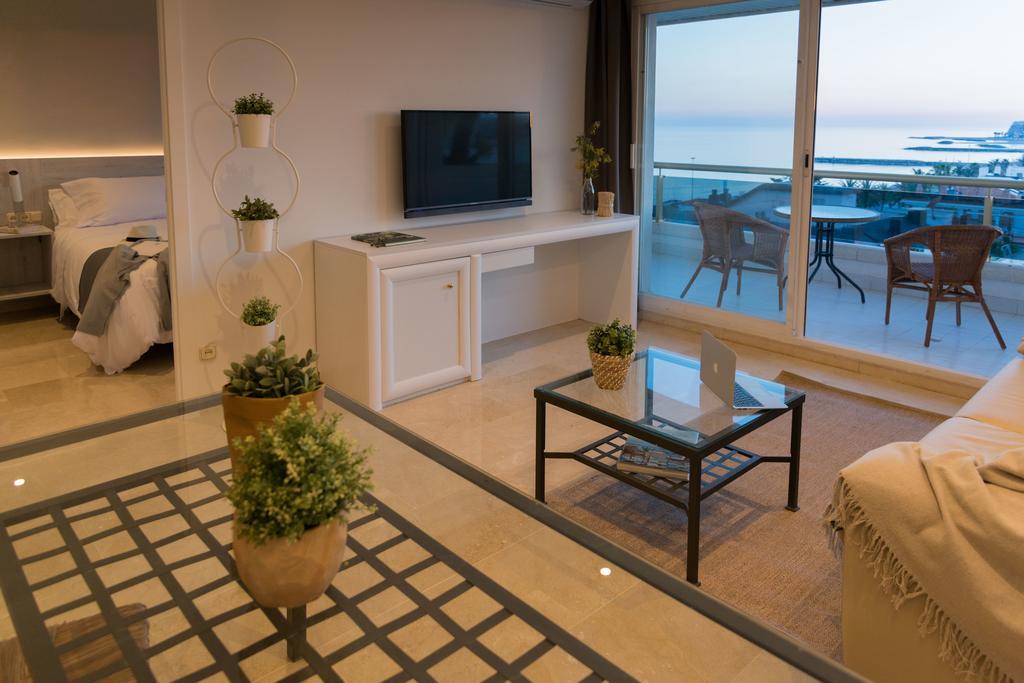 Mediterraneo سيدجيس المظهر الخارجي الصورة